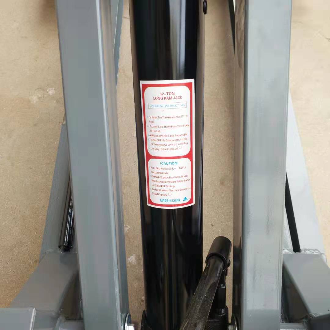 Outil d'assistant de réparatio - Tools In Mechanic Workshop avis et prix